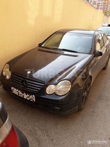 Mercedes C 220 2002, 199,000 km - 2.2 l - Bakı