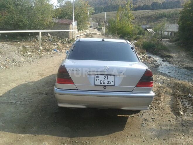 Mercedes C 240 2000, 190,000 km - 0.3 l - Gəncə
