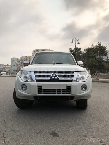 Mitsubishi Pajero 2013, 52,000 km - 3.5 л - Bakı