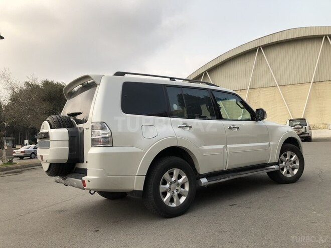 Mitsubishi Pajero 2013, 52,000 km - 3.5 л - Bakı