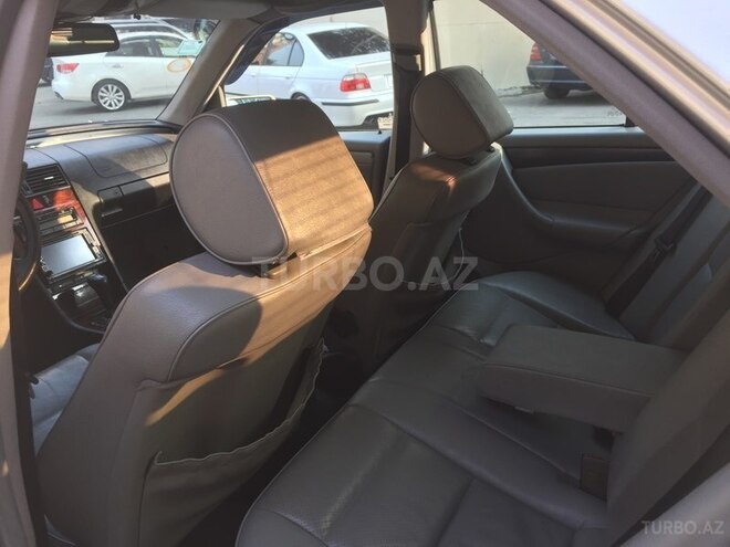 Mercedes C 230 1997, 169,000 km - 2.3 л - Bakı