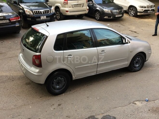 Volkswagen Polo 2004, 256,000 km - 1.4 l - Bakı
