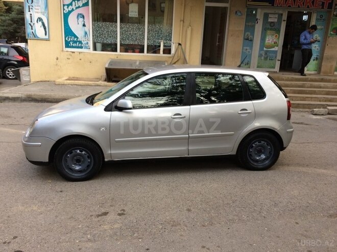 Volkswagen Polo 2004, 256,000 km - 1.4 l - Bakı