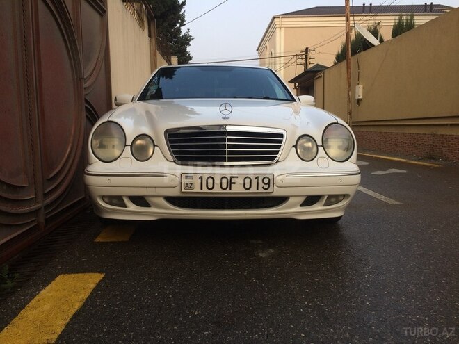Mercedes E 320 2000, 231,000 km - 3.2 l - Bakı