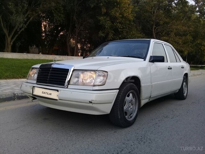 Mercedes E 200 1987, 352,100 km - 2.0 l - Bakı