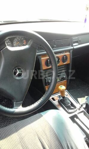 Mercedes 190 1991, 386,000 km - 2.0 l - Ağdam