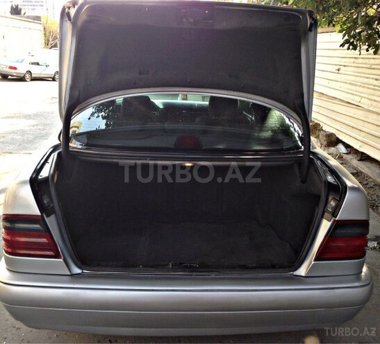 Mercedes E 220 1998, 222,111 km - 2.2 л - Bakı