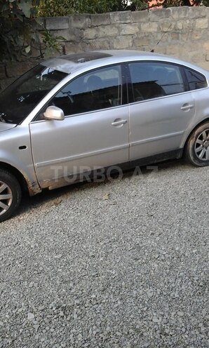 Volkswagen Passat 2002, 150,900 km - 0.2 л - Bakı