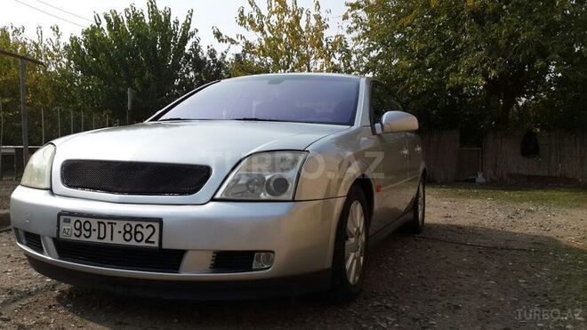 Opel Vectra 2003, 205,000 km - 2.2 л - Füzuli