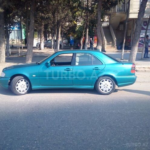 Mercedes C 200 1997, 260,000 km - 2.0 l - Bakı