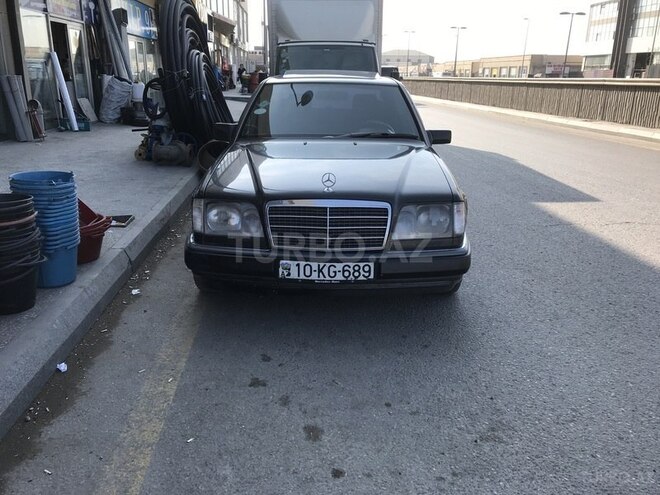 Mercedes E 230 1991, 220,000 km - 2.3 l - Bakı