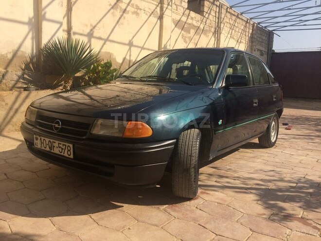 Opel Astra 1995, 400,000 km - 1.7 l - Bakı