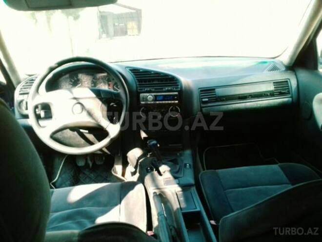 BMW 318 1994, 350,000 km - 1.6 л - Sumqayıt