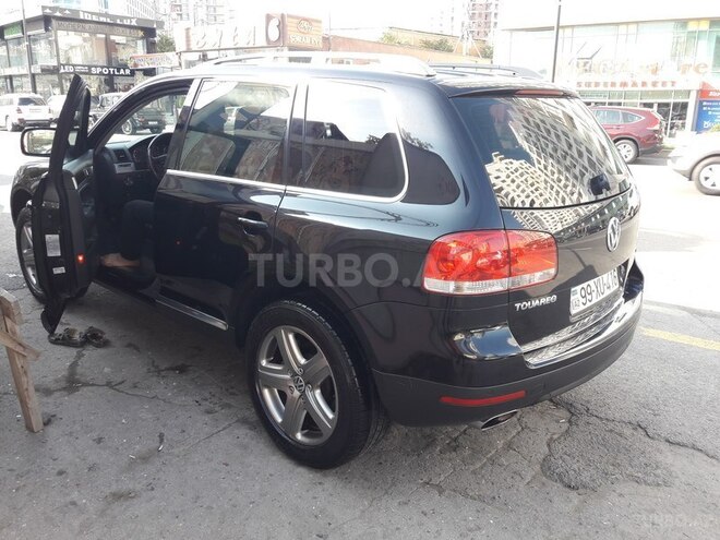 Volkswagen Touareg 2003, 186,000 km - 4.2 л - Bakı