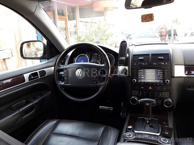 Volkswagen Touareg 2003, 186,000 km - 4.2 л - Bakı