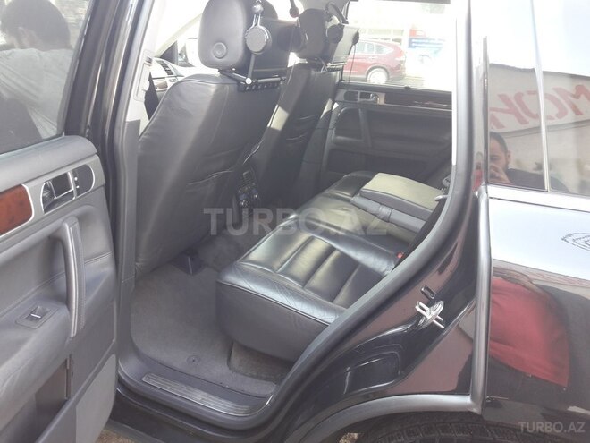 Volkswagen Touareg 2003, 186,000 km - 4.2 л - Bakı