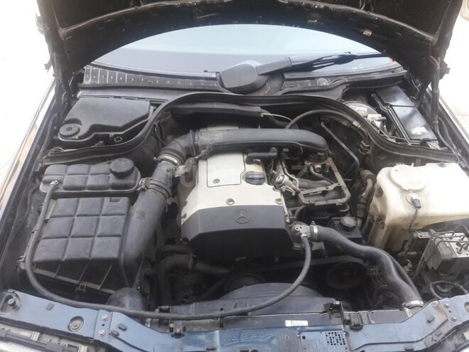 Mercedes C 180 1998, 305,000 km - 1.8 l - Bakı