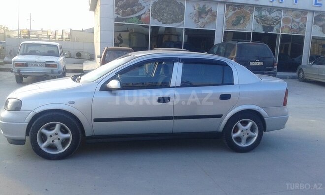 Opel Astra 2000, 226,000 km - 1.6 л - Bakı