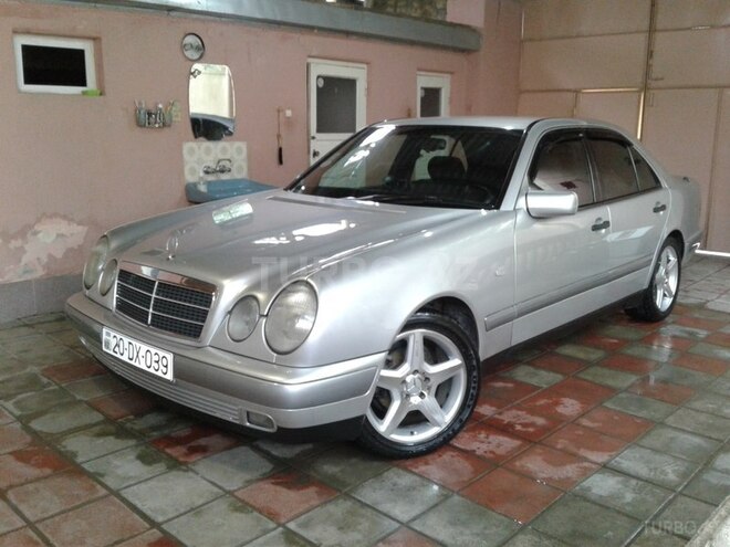 Mercedes E 230 1996, 304,000 km - 2.3 l - Gəncə