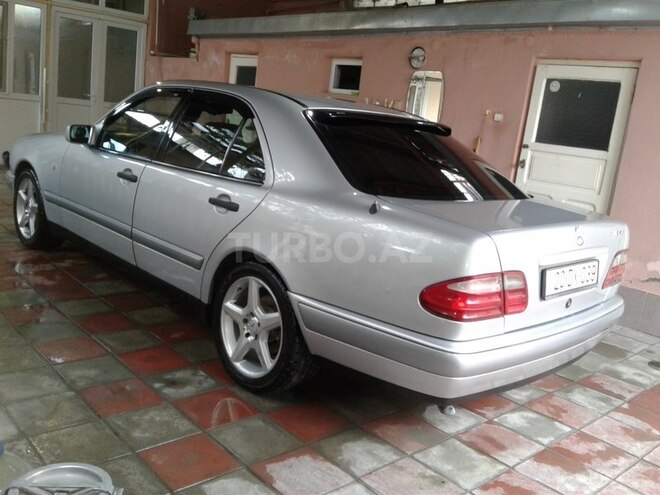 Mercedes E 230 1996, 304,000 km - 2.3 l - Gəncə