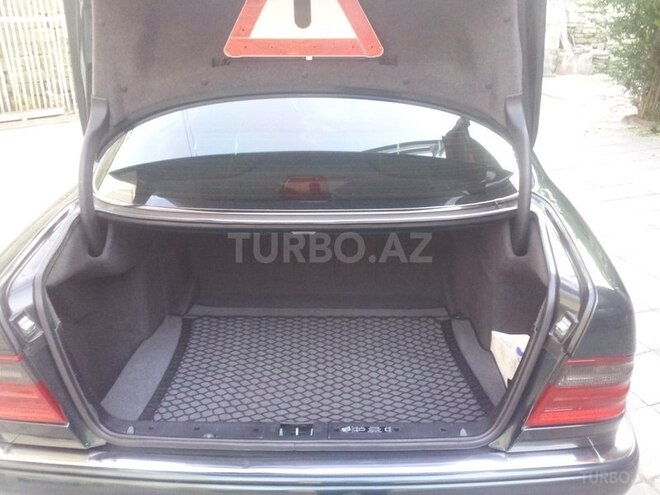 Mercedes E 240 1998, 278,000 km - 2.4 l - Bakı
