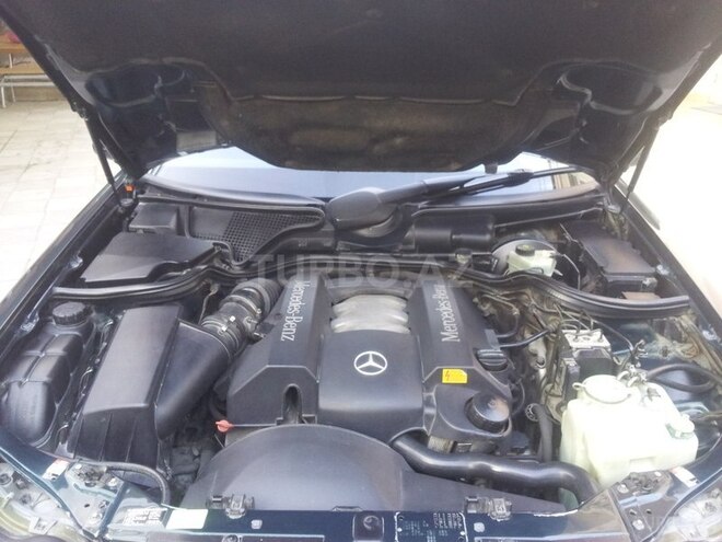 Mercedes E 240 1998, 278,000 km - 2.4 l - Bakı