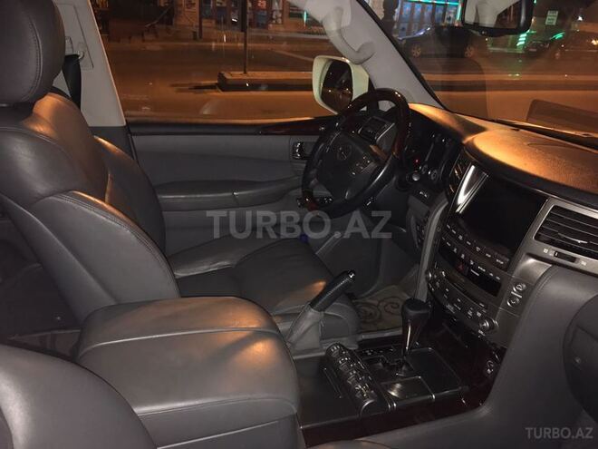 Lexus LX 570 2010, 125,000 km - 5.7 л - Bakı