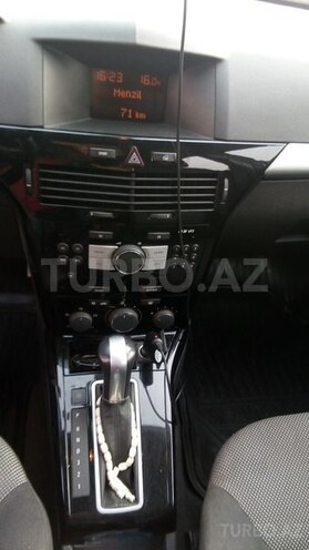 Opel Astra 2010, 18,745 km - 1.8 l - Bakı