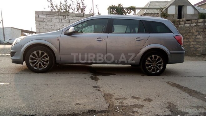 Opel Astra 2010, 18,745 km - 1.8 l - Bakı