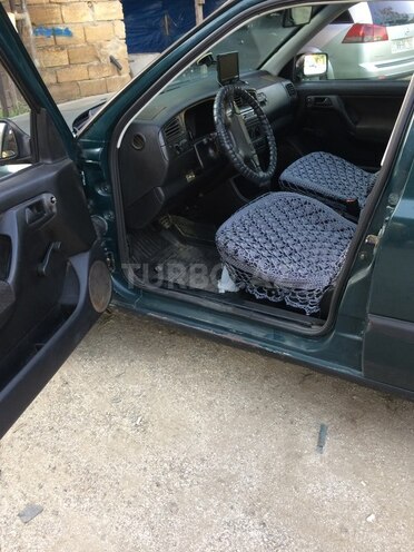 Volkswagen Golf 1996, 225,328 km - 2.0 l - Lənkəran