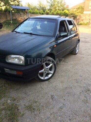 Volkswagen Golf 1996, 225,328 km - 2.0 l - Lənkəran
