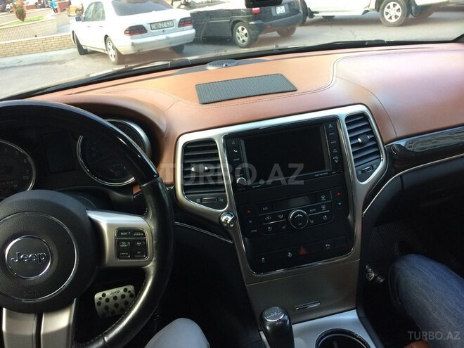 Jeep Grand Cherokee 2012, 130,000 km - 3.5 l - Bakı