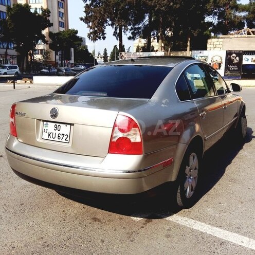Volkswagen Passat 2004, 274,000 km - 1.8 l - Bakı