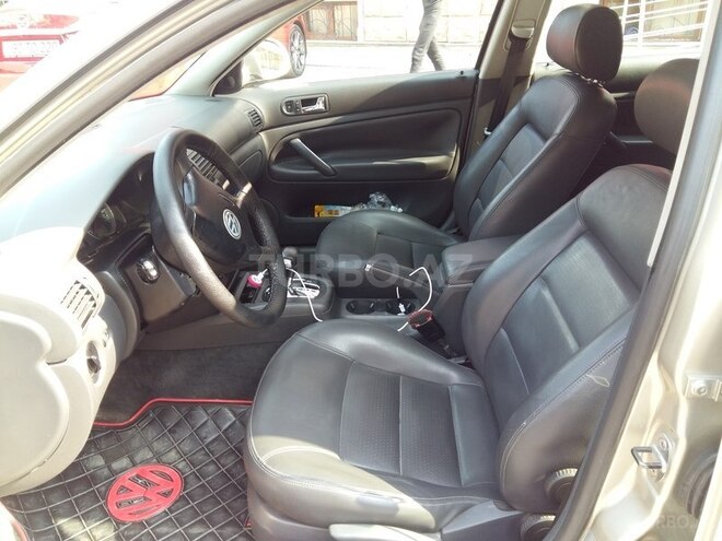 Volkswagen Passat 2004, 274,000 km - 1.8 l - Bakı