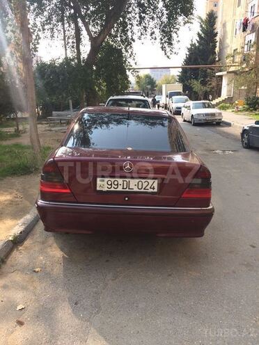 Mercedes C 240 1998, 230,000 km - 2.4 l - Bakı