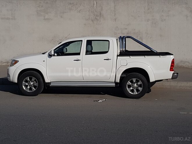 Toyota Hilux 2010, 76,000 km - 2.5 l - Bakı