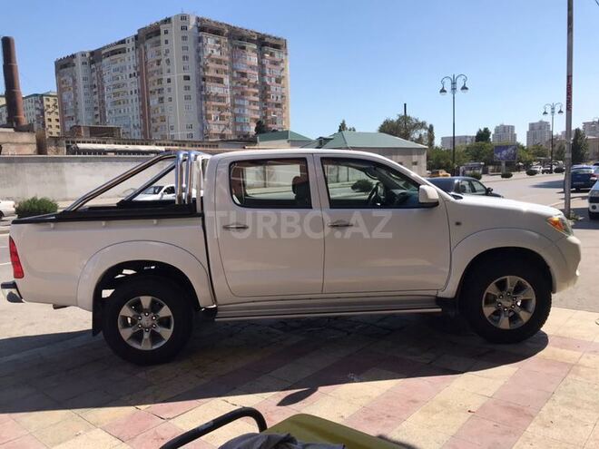 Toyota Hilux 2010, 76,000 km - 2.5 l - Bakı