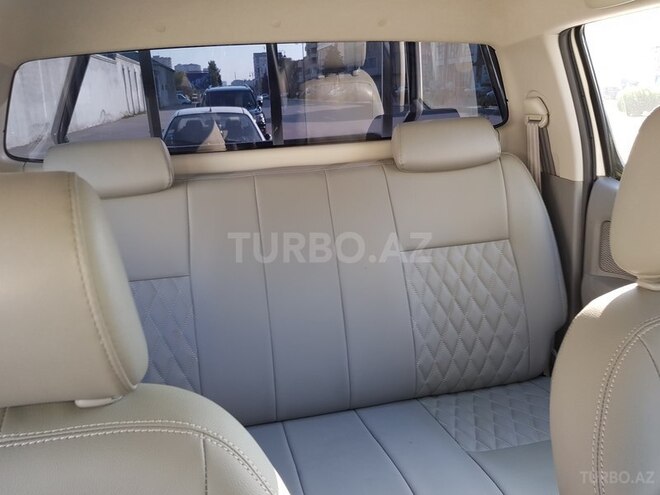 Toyota Hilux 2010, 76,000 km - 2.5 l - Bakı
