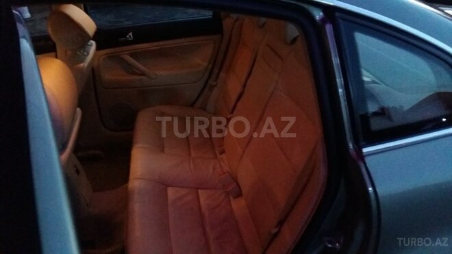 Volkswagen Passat 2002, 263,355 km - 1.8 л - Bakı