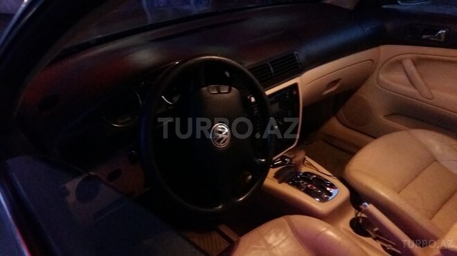 Volkswagen Passat 2002, 263,355 km - 1.8 л - Bakı