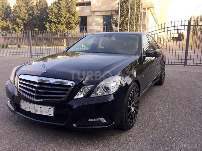 Mercedes E 350 2009, 180,000 km - 3.5 l - Bakı