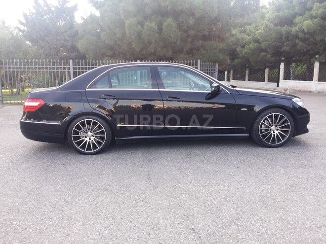 Mercedes E 350 2009, 180,000 km - 3.5 l - Bakı