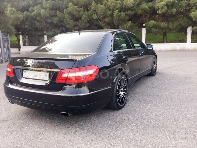 Mercedes E 350 2009, 180,000 km - 3.5 l - Bakı