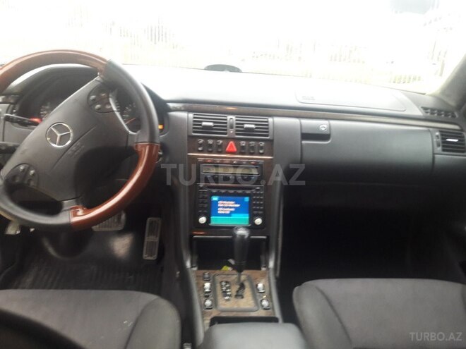 Mercedes E 320 2001, 217,450 km - 3.2 l - Bakı
