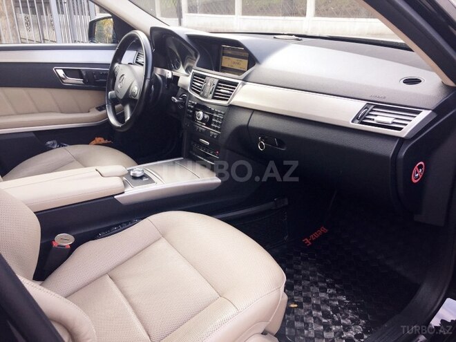 Mercedes E 350 2009, 180,000 km - 3.5 l - Bakı