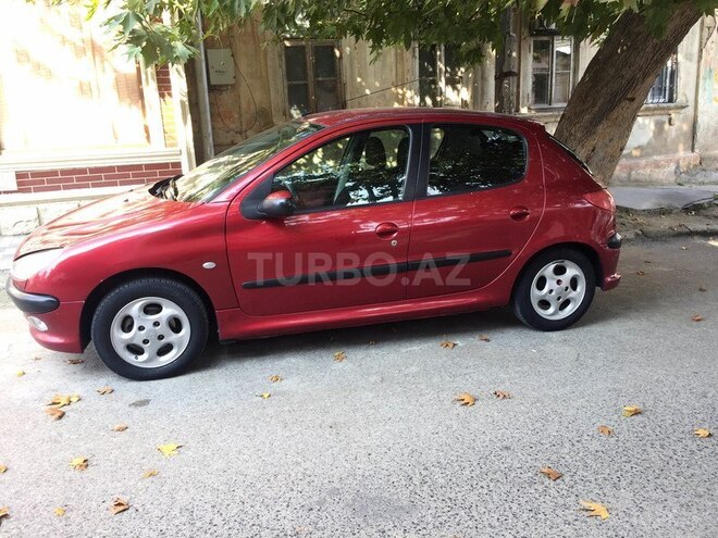 Peugeot 206 2004, 175,000 km - 1.4 l - Bakı