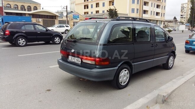 Toyota Previa 1990, 280,000 km - 1.8 l - Bakı