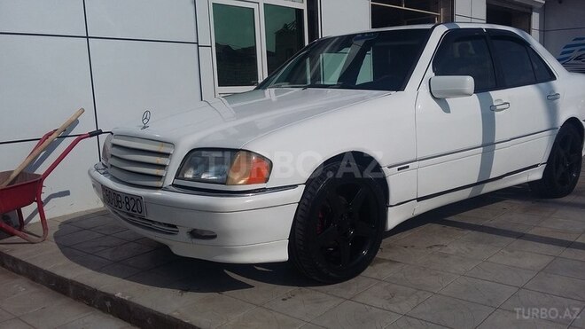 Mercedes C 180 1995, 230,000 km - 1.8 l - Sumqayıt
