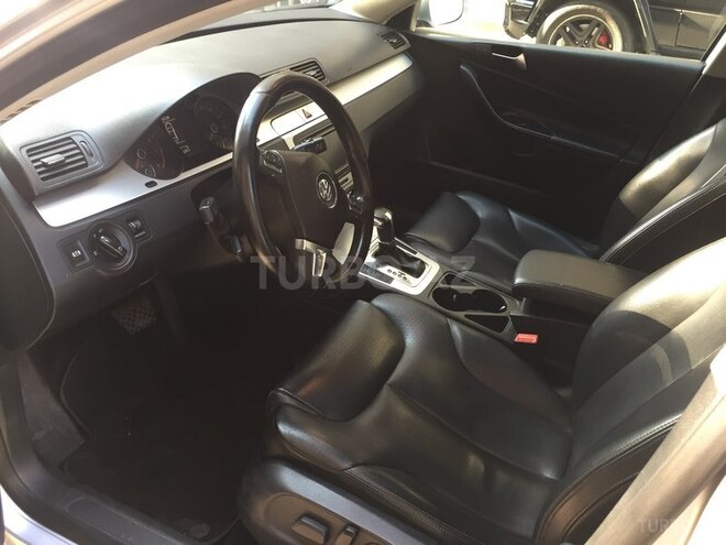 Volkswagen Passat 2010, 120,000 km - 2.0 l - Bakı