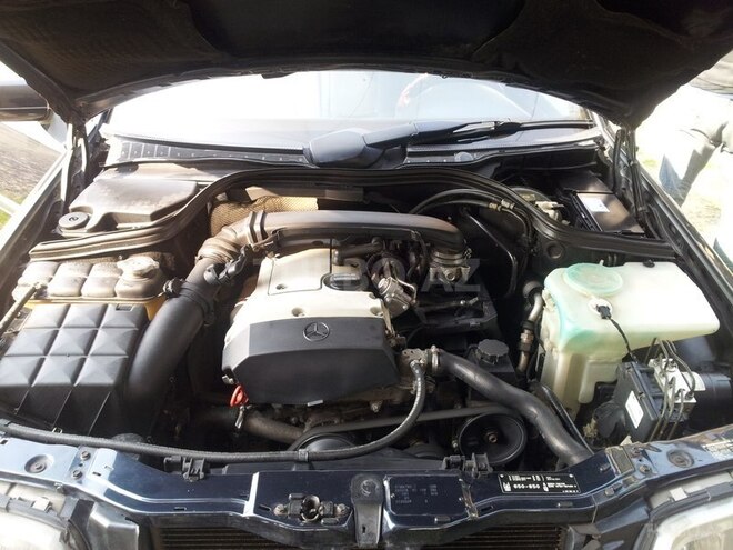 Mercedes C 220 1999, 295,000 km - 1.8 l - Gəncə